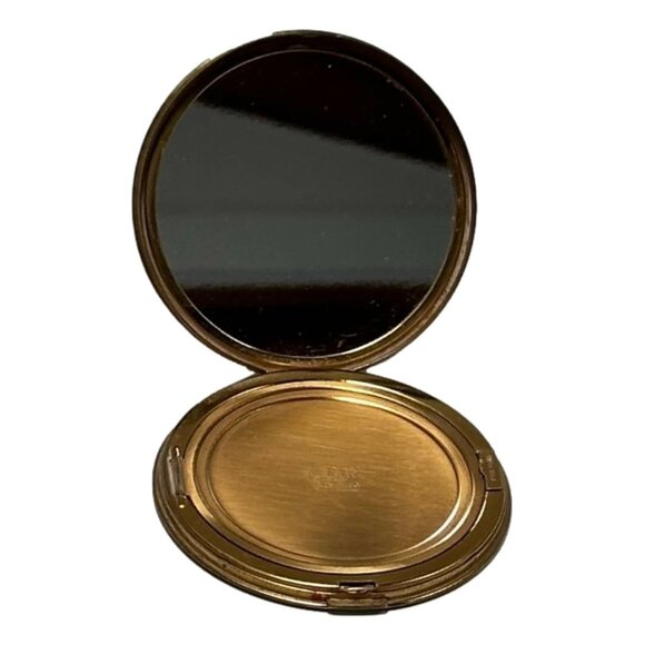 Vogue Vanities Exotic Bird Motiff Brass and Enamel Gold Tone Compact c1940s - Picture 3 of 9